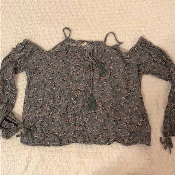 Aero off the shoulder long sleeve - Picture 1 of 3